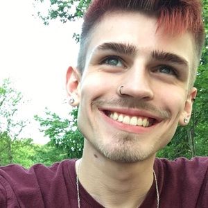 Meet your Posher, Zach